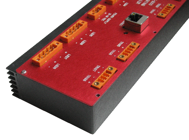 High current pulsed LED lighting controller heat sink
